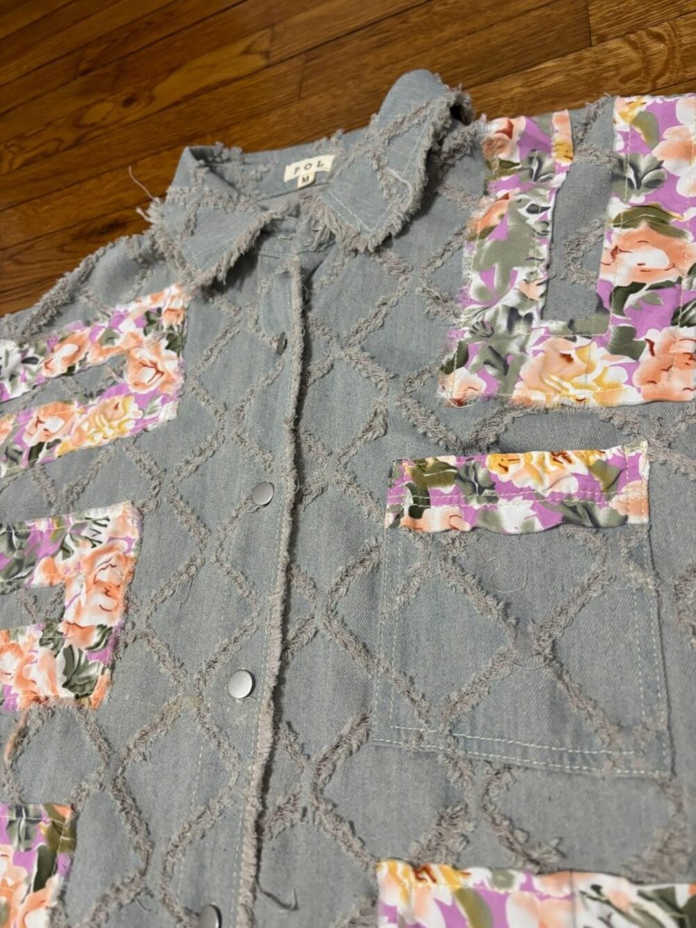 POL Womens Diamond Fringe Denim Jacket Size Medium Blue Floral Patchwork Boho - Picture 6 of 9